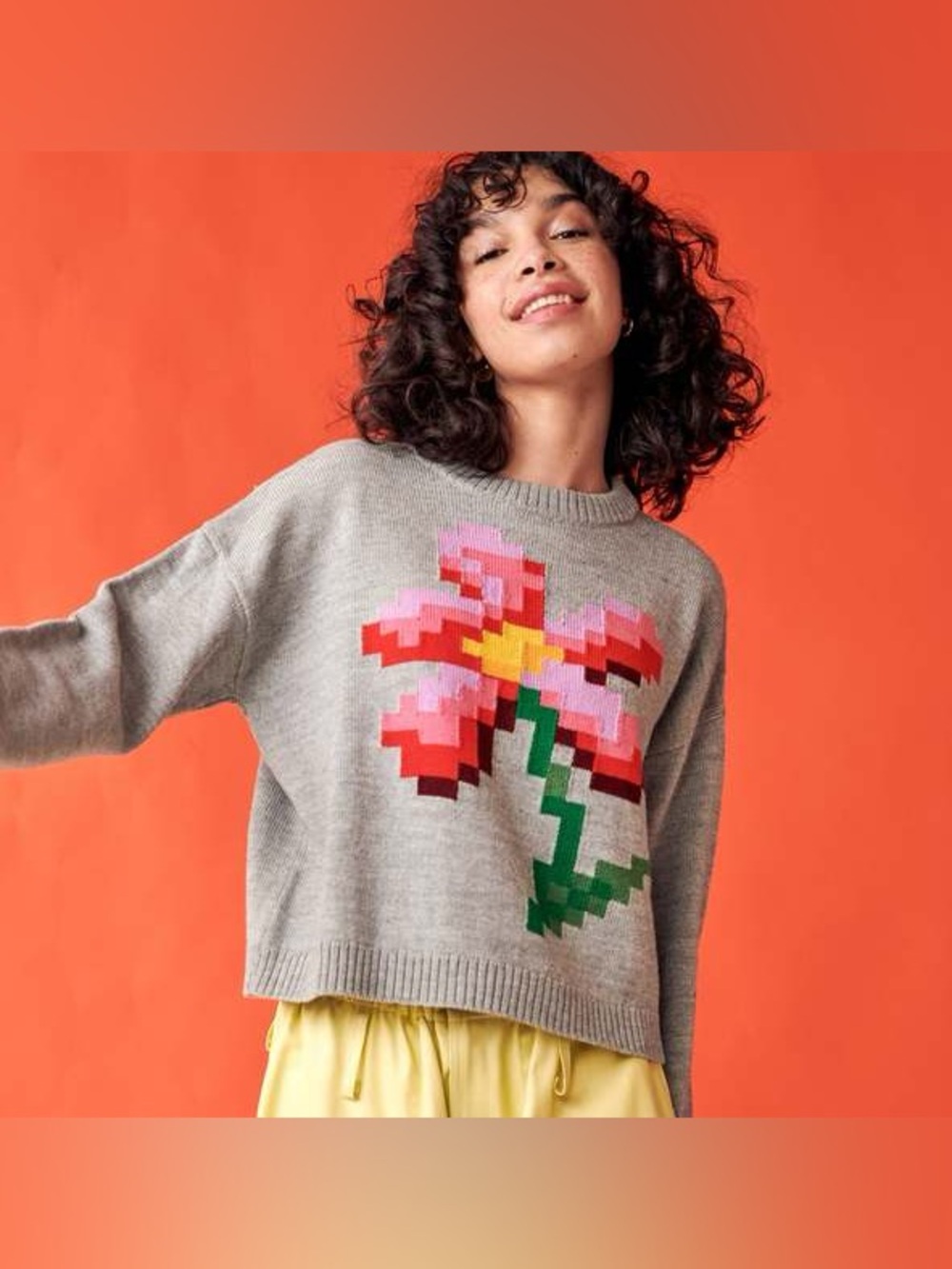 GiGi knitwear pixel flower merino wool sweater size large